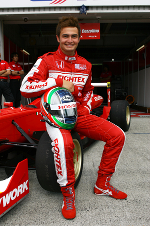 戸田レーシング レース ドライバー