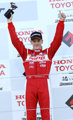 戸田レーシング レース ドライバー