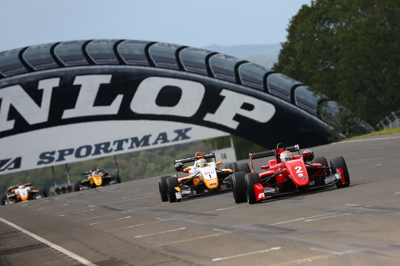 戸田レーシング レース 品質