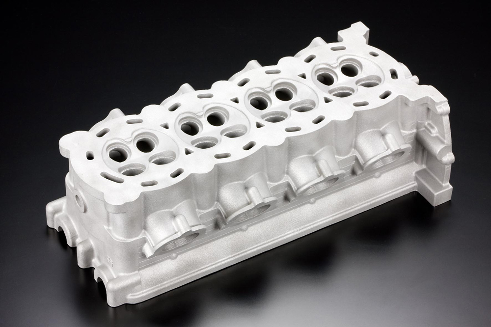 5軸マシニングセンター、NC旋盤等の最新鋭の工作機械,戸田レーシング